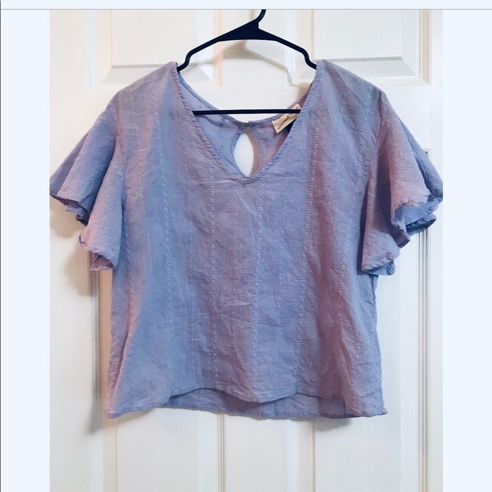 Lavender top with ruffled sleeves